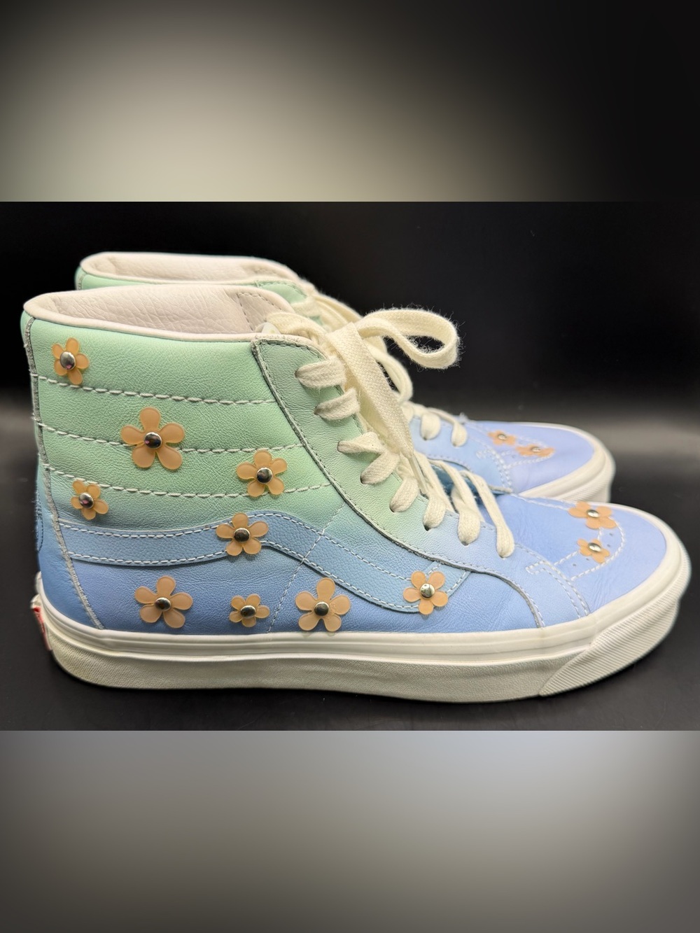 SpongeBob Squarepants- Vans Collab, Sandy‎ High Top Sneakers, W-9.5